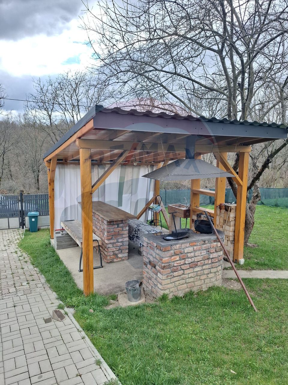 3 room House / Villa for sale