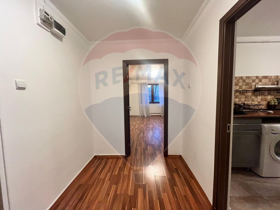 2 room Apartment for rent, Stefan cel Mare area
