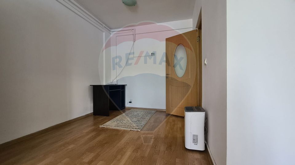 2 room Apartment for rent, Periferie area