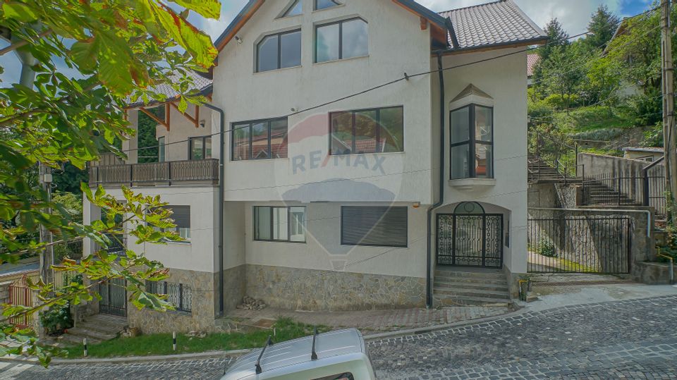 11 room House / Villa for sale, Schei area