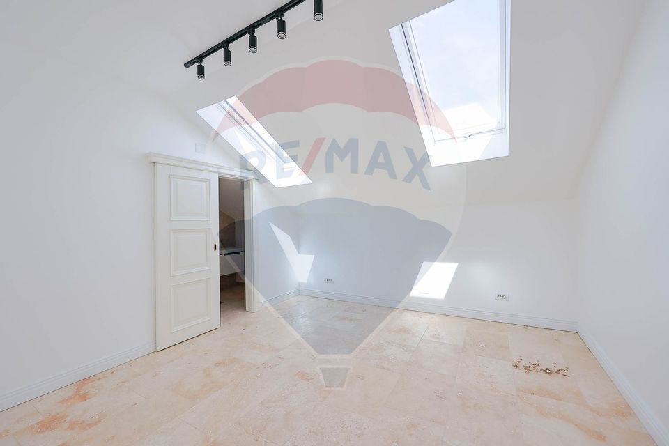 36.67sq.m Office Space for rent, Central area