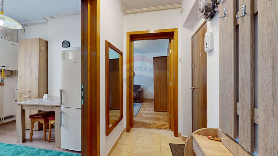 Garsonieră spațioasă 40 mp de închiriat | Karl Lehmann, Brașov |