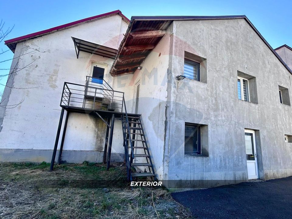 Hala industriala cu pod inalt si utilitati – OPORTUNITATE CAVNIC