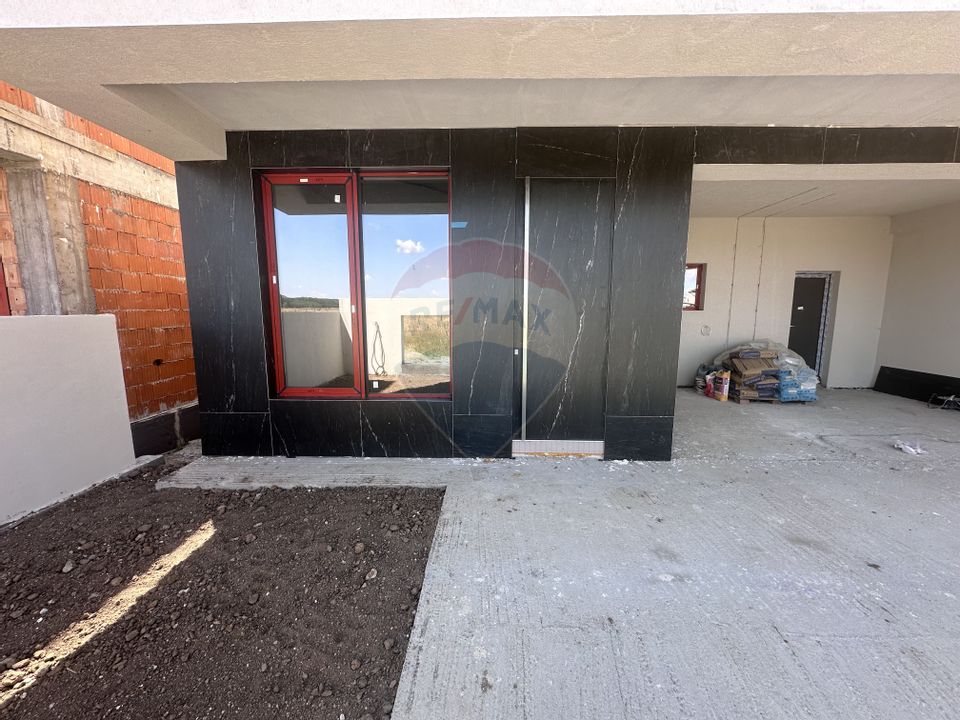 Casă / Vilă  SMART in  Voluntari/ Matei Millo/Pompa de Caldura