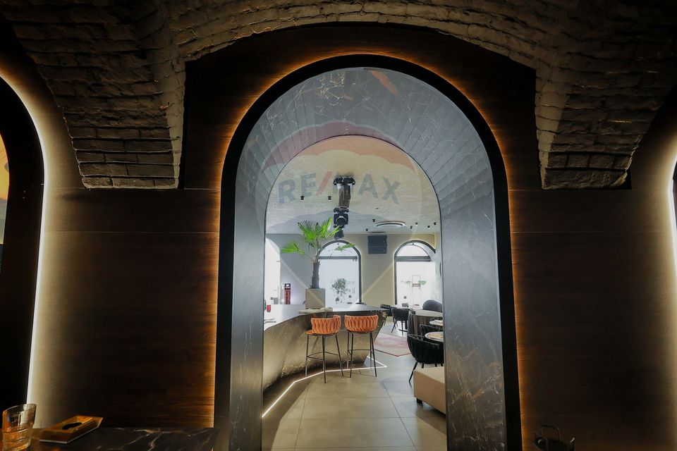 409sq.m Commercial Space for sale, Ultracentral area