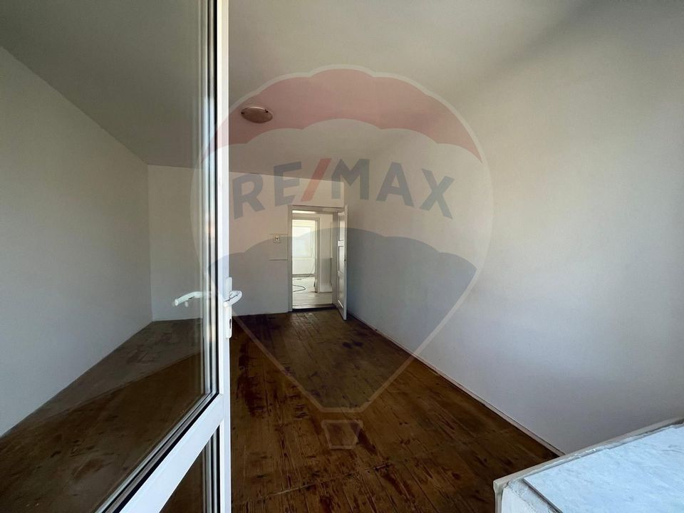 Proprietate de vânzare,  Stupini, potențial rezidențial sau comercial