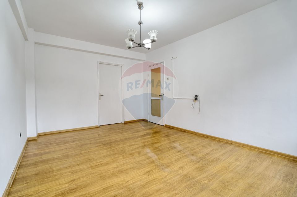 2 room Apartment for sale, 15 Noiembrie area