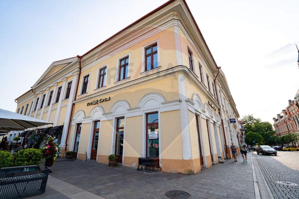 199.7sq.m Commercial Space for rent, Ultracentral area