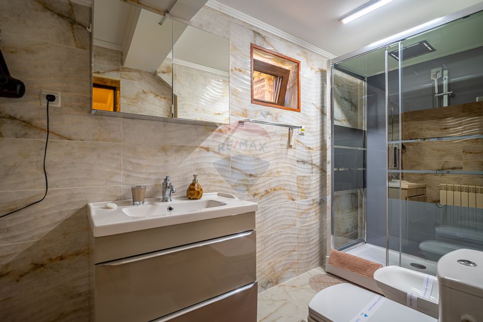 Vila moderna cu 2 corpuri in Busteni | Ideala pentru turism