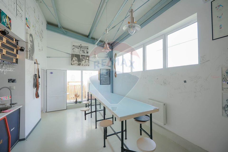 250sq.m Industrial Space for sale, Exterior Vest area