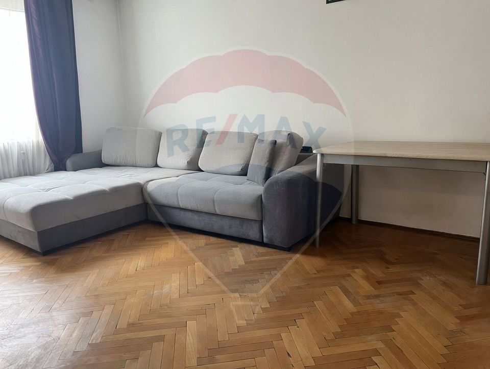 Vanzare 2 camere decomandat, Bd. Basarabia 106, Arena Națională