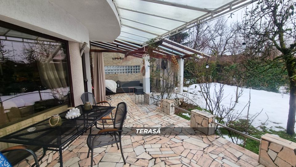 10 room House / Villa for sale, Central area