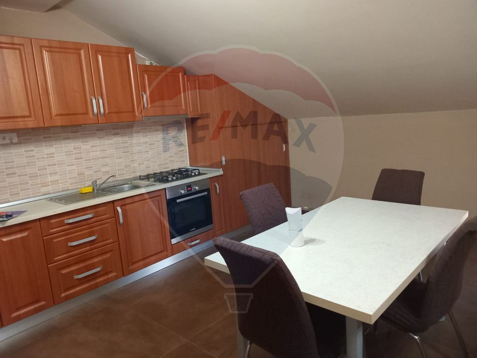 Apartament cu 2 camere de închiriat în zona Malul Muresului