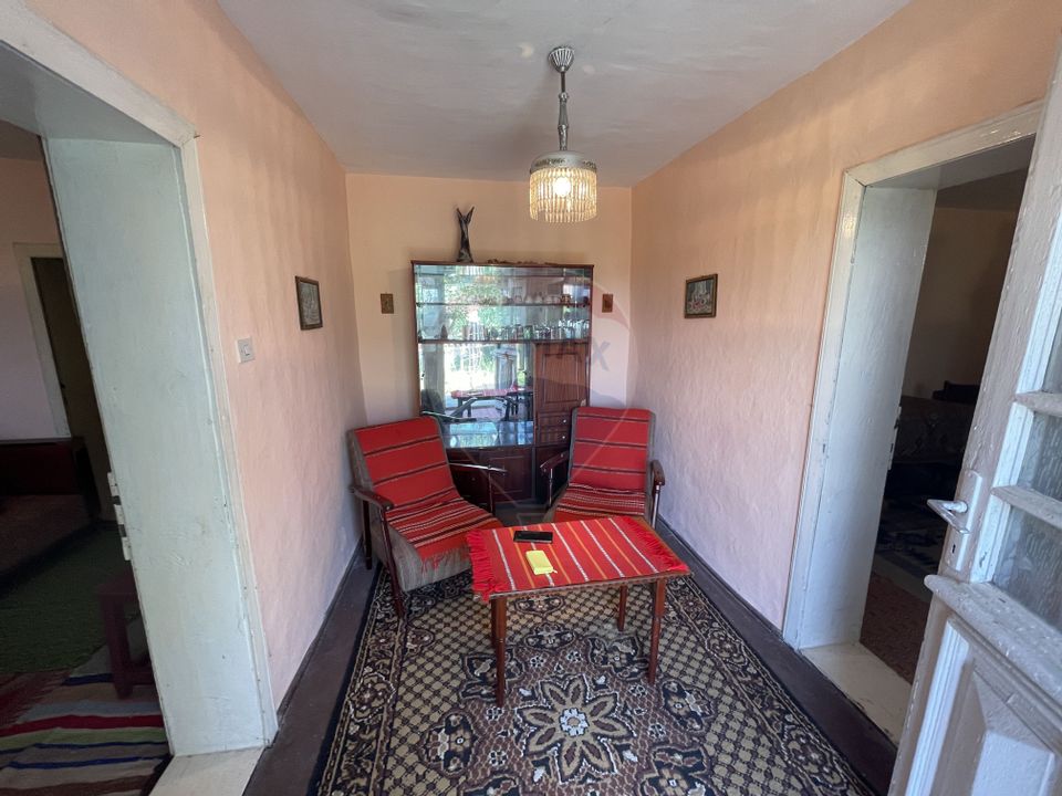 Casă cu teren Haret