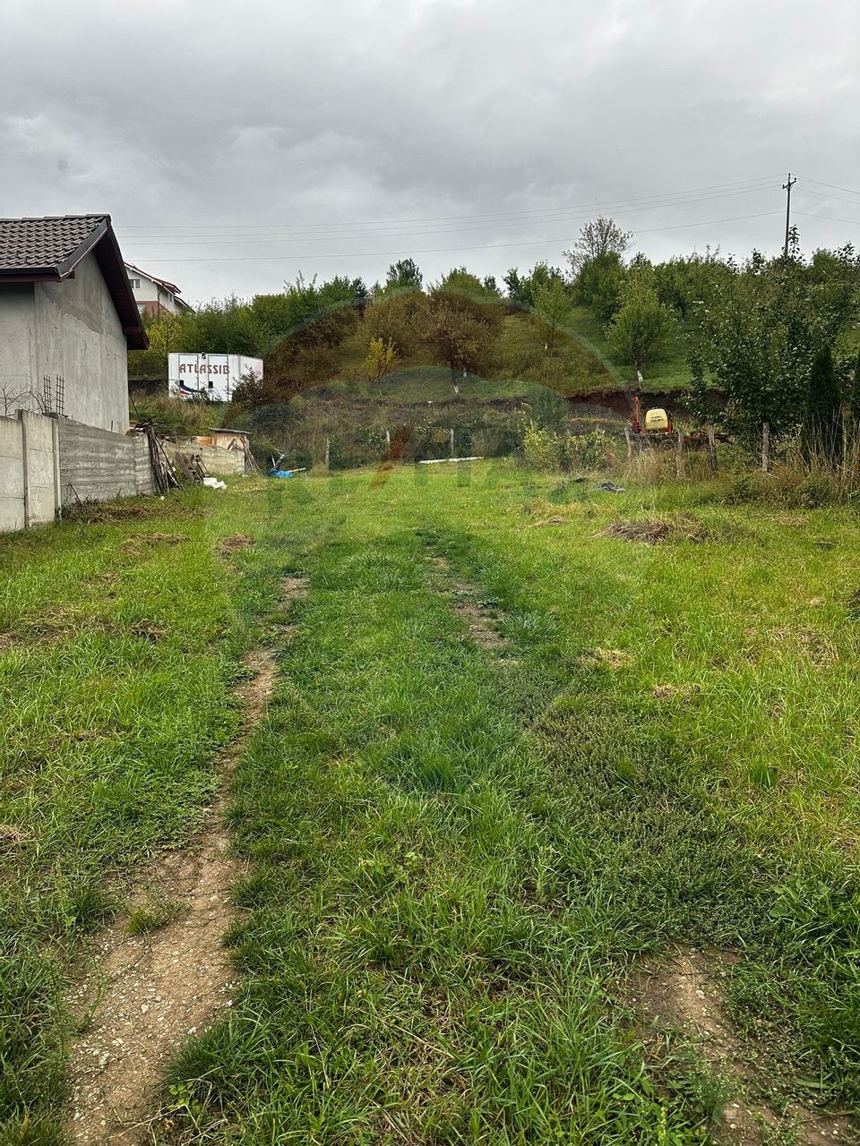 TEREN INTRAVILAN 500 MP DE VANZARE– SURA MARE JUD. SIBIU