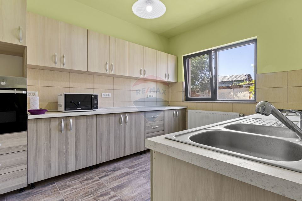 Casă noua 246 mp cu teren 1363 mp  de vânzare Sannicolau Mic, Arad