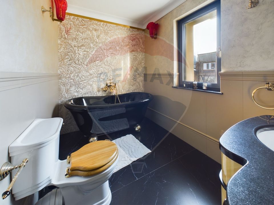 16 room House / Villa for sale, Parcul Carol area