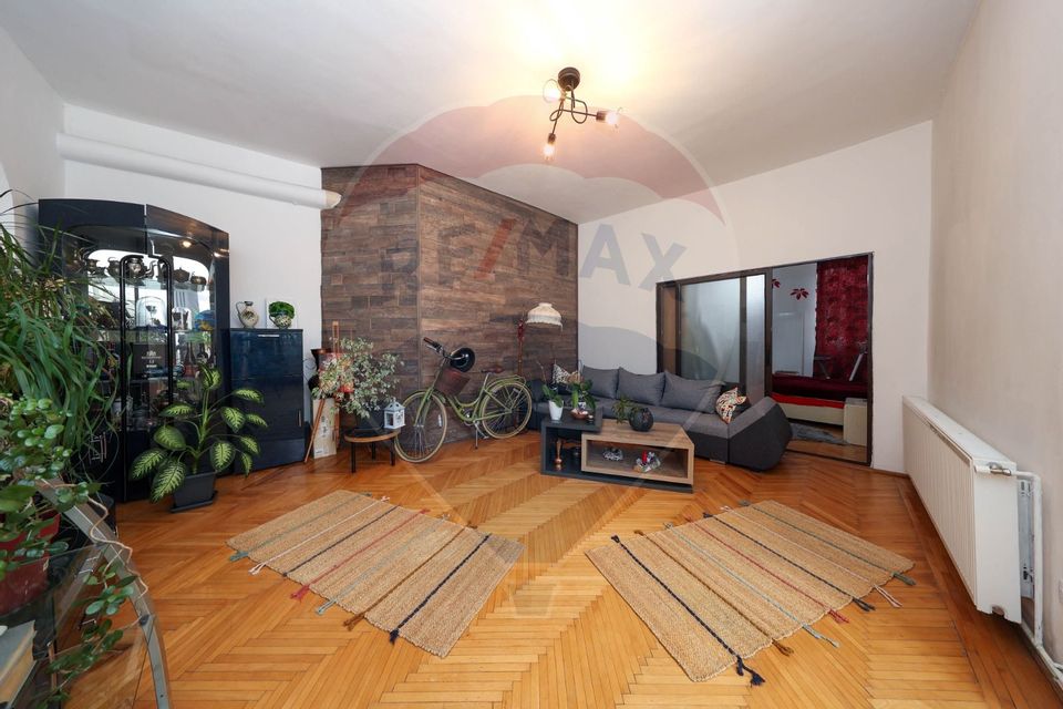 2 room Apartment for sale, Centrul Istoric area