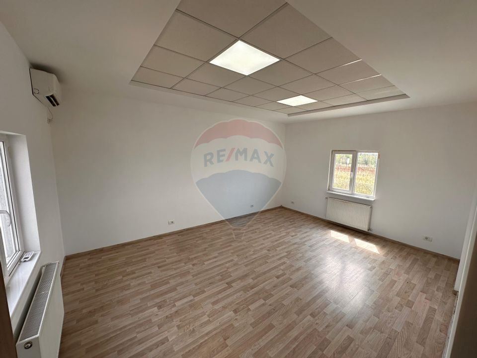 598sq.m Industrial Space for rent