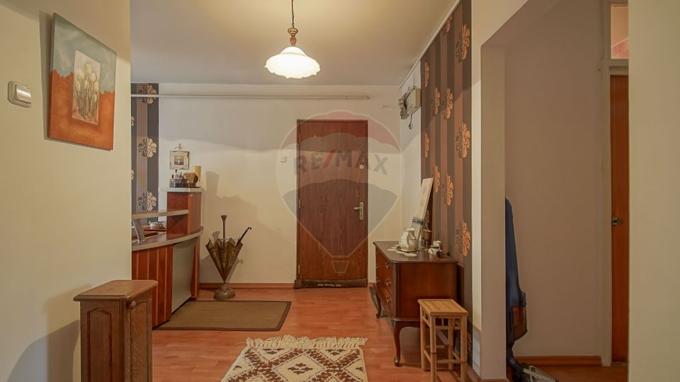 65sq.m Office Space for rent, Racadau area