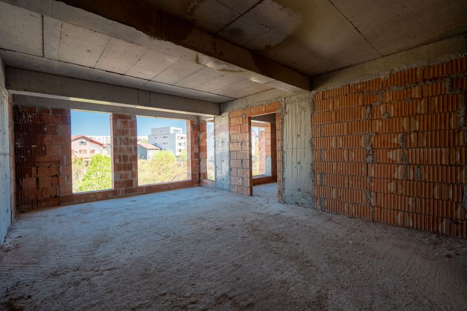 Vanzare 2 camere bloc boutique Malul Spart - Vedere liberă