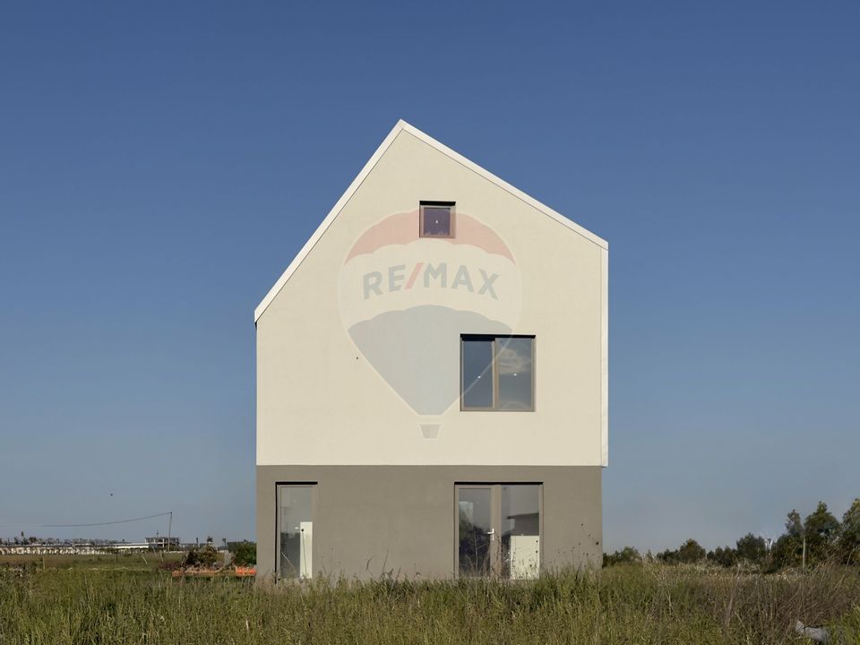 4 room House / Villa for sale