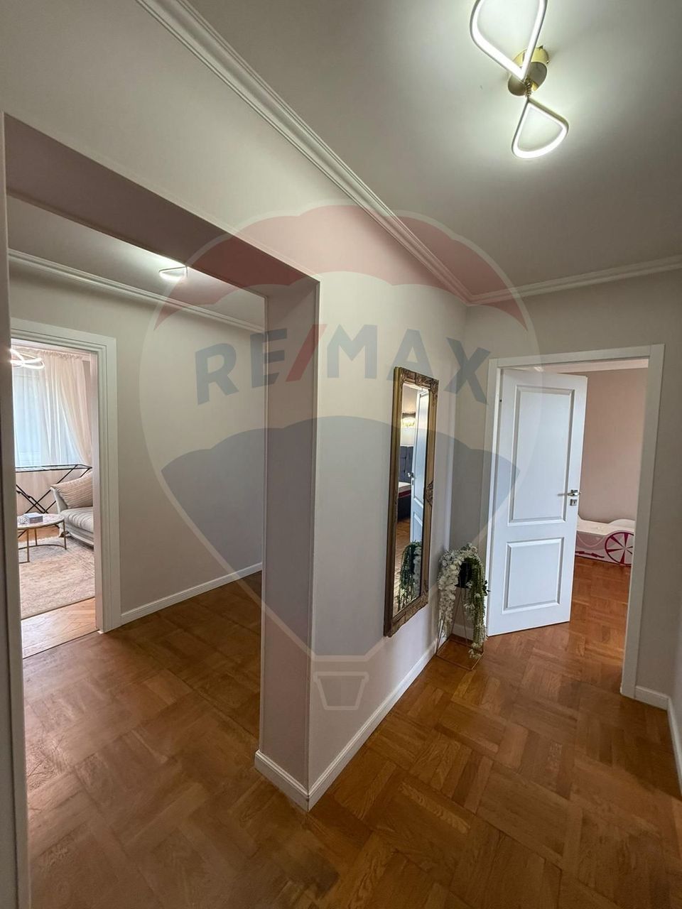 4 room Apartment for rent, Tomis II area