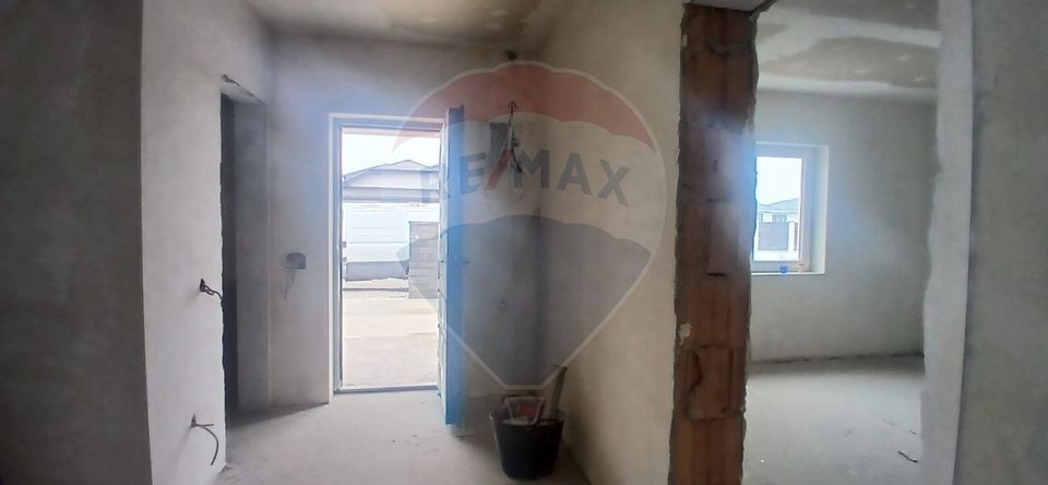 5 room House / Villa for sale