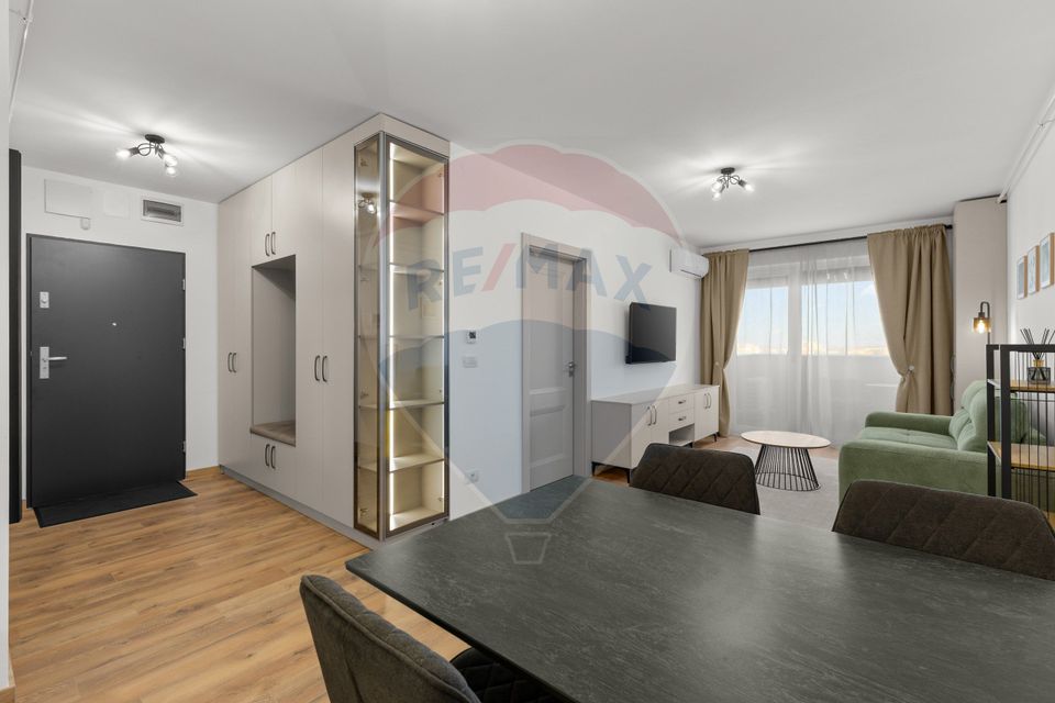 Apartament cu 2 camere DE LUX la PRIMA ÎNCHIRIERE - complex Adora Park