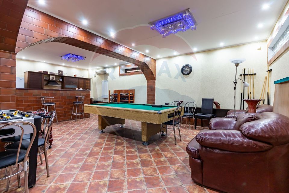 Villa for sale 14 rooms/SWIMMING POOL/ GENEROUS LAND/ BRAGADIRU-ILFOV