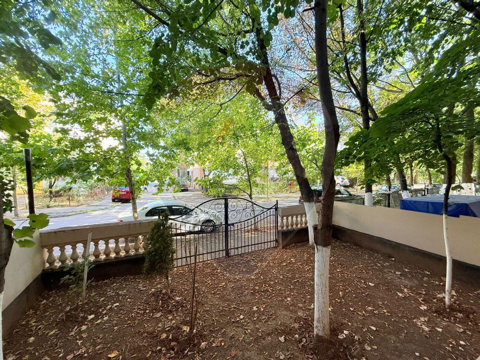 Apartment for sale 2 rooms | Peace Zone | Spacious living room 32 sqm