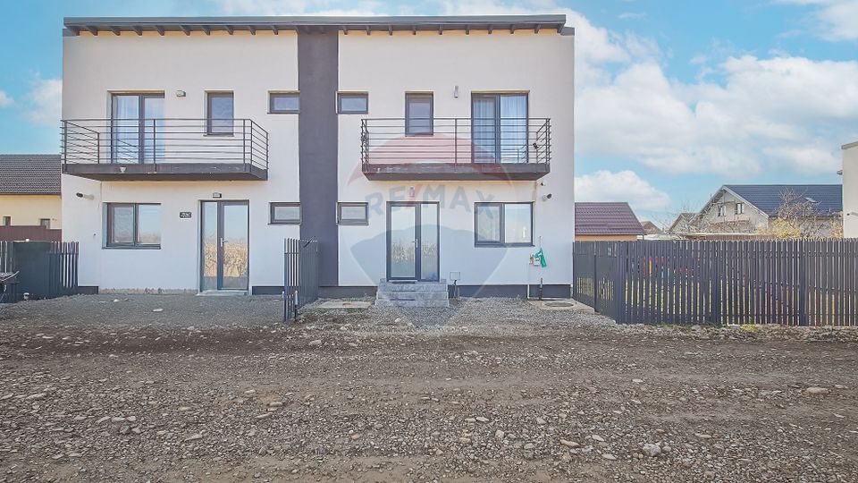 4 room House / Villa for sale