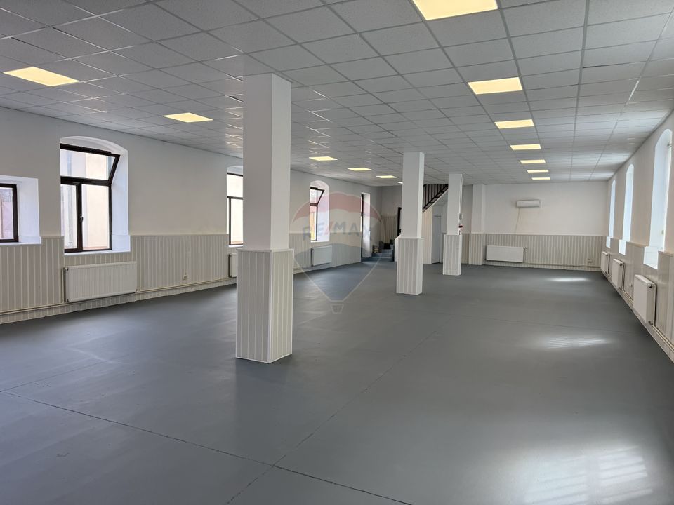 200sq.m Office Space for rent, Central area