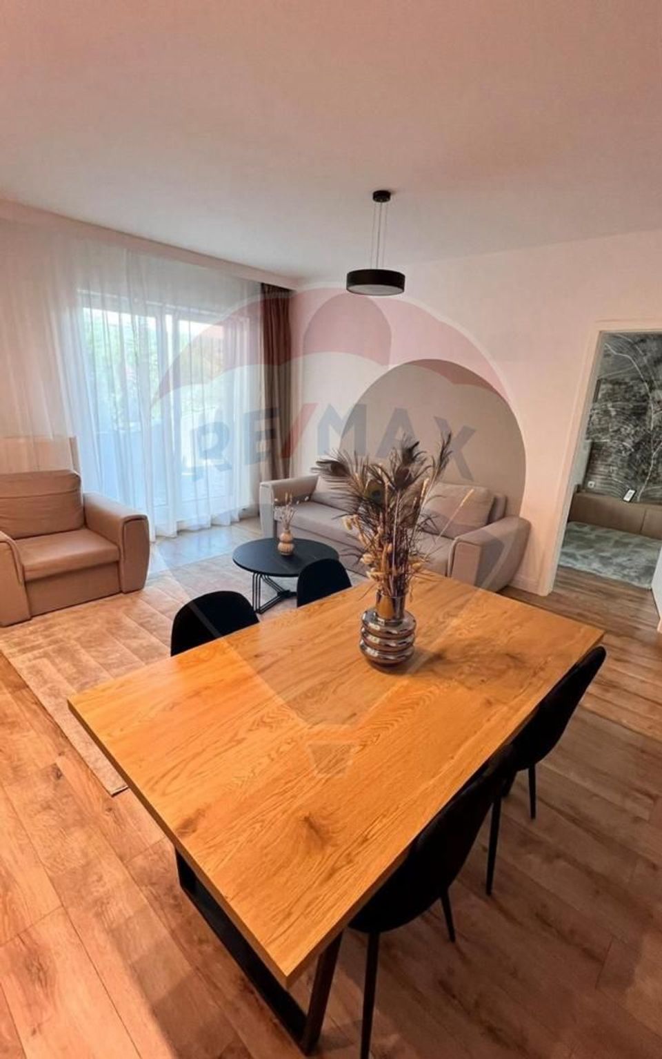 Închiriez apartament 2 camere,zona Ghroegheni, Iulius Mall