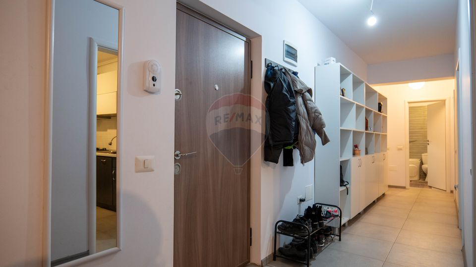 Vanzare apartament 3 camere, decomandat spatios si luminos, Dobroesti