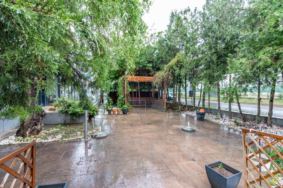 300sq.m Commercial Space for rent, Berceni area