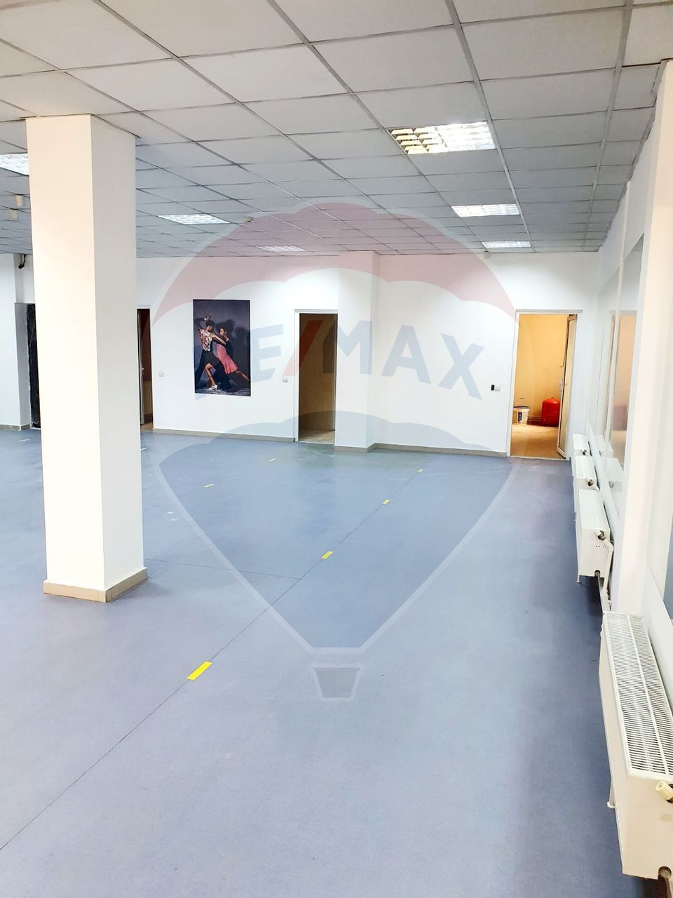 150sq.m Commercial Space for rent, Central area
