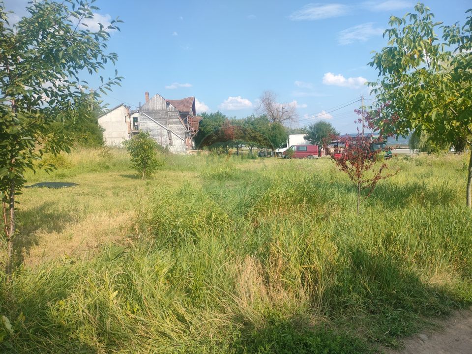 Teren intravilan cu potential de investitie Reghin