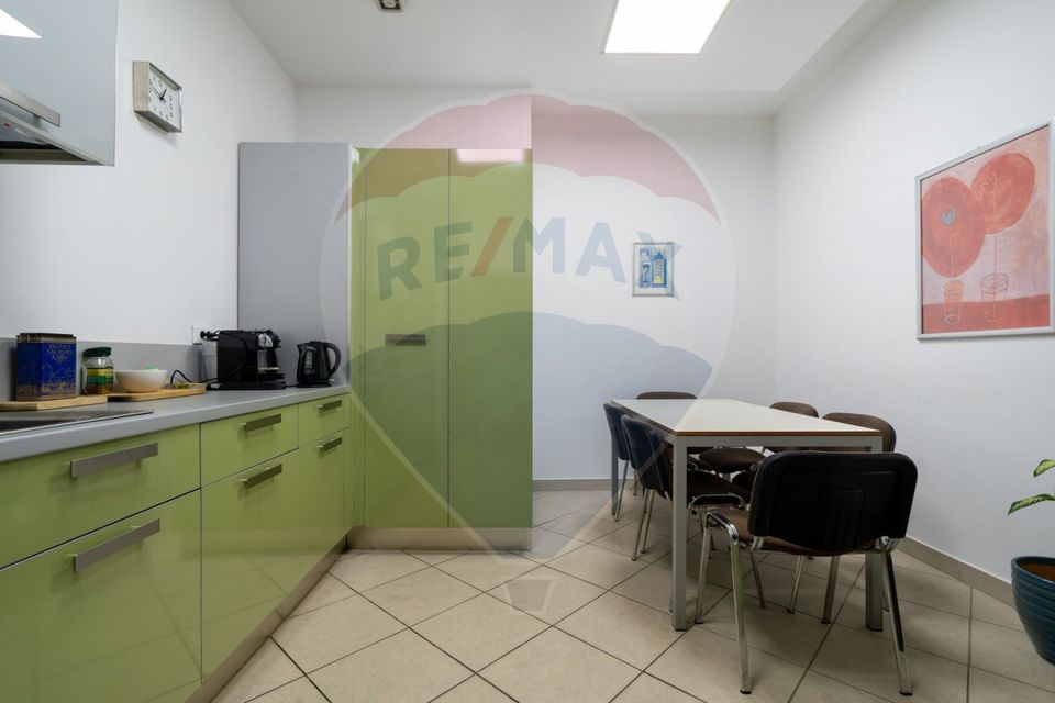 DE INCHIRIAT Spațiu comercial Bd. Unirii – 1335 mp