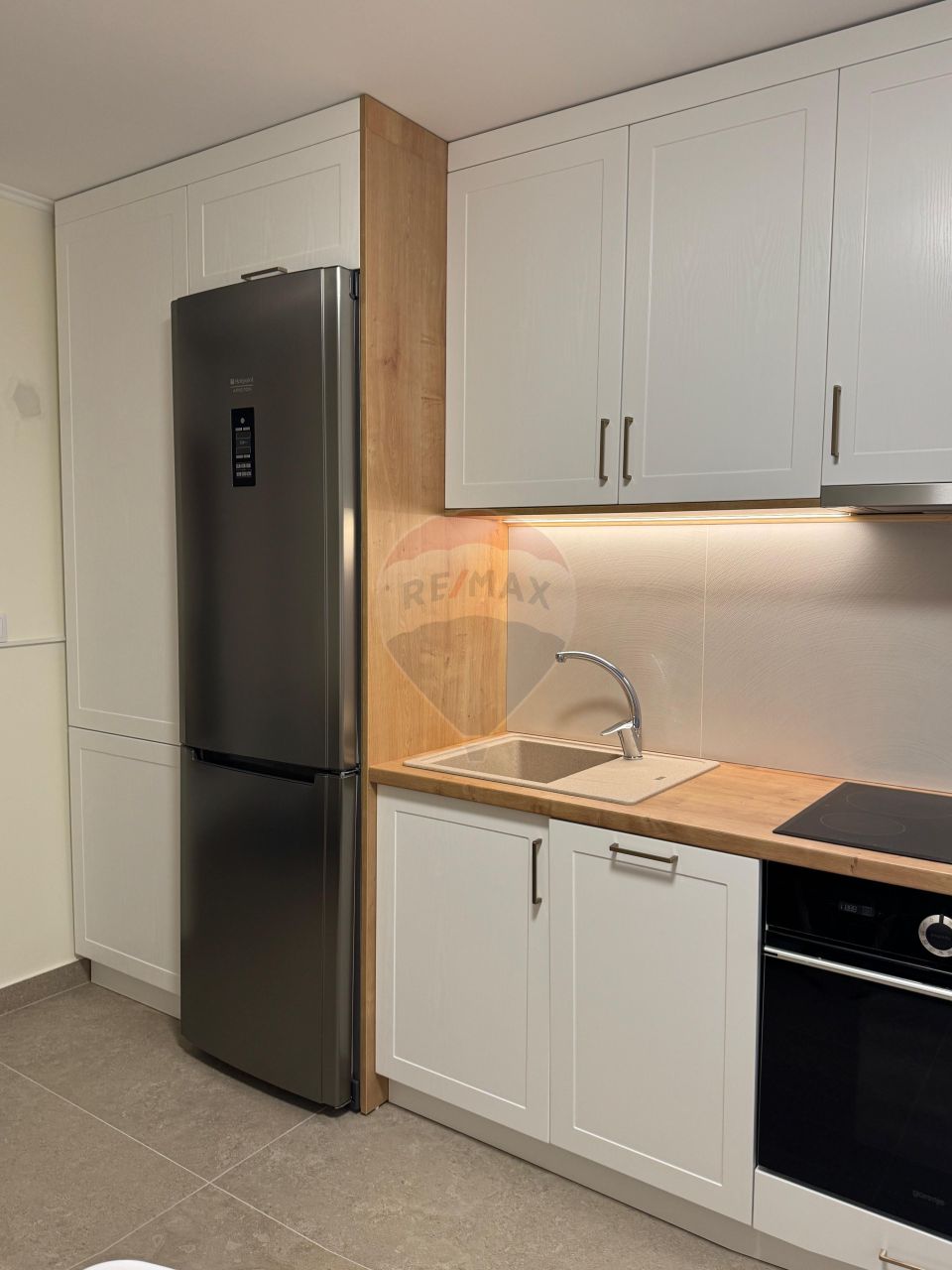 3 room Apartment for rent, Central area