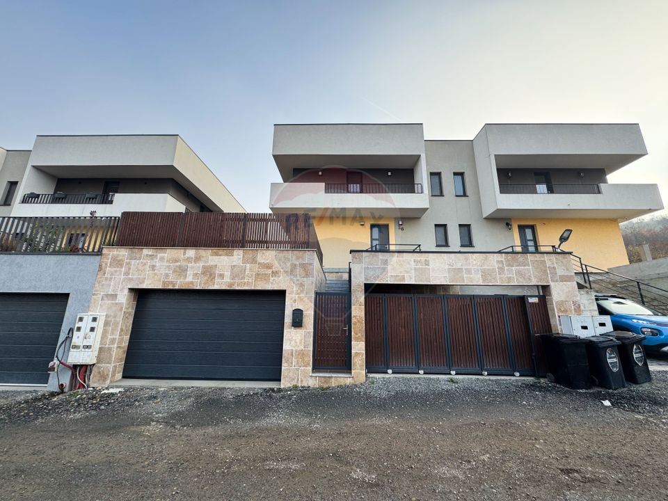 4 room House / Villa for sale