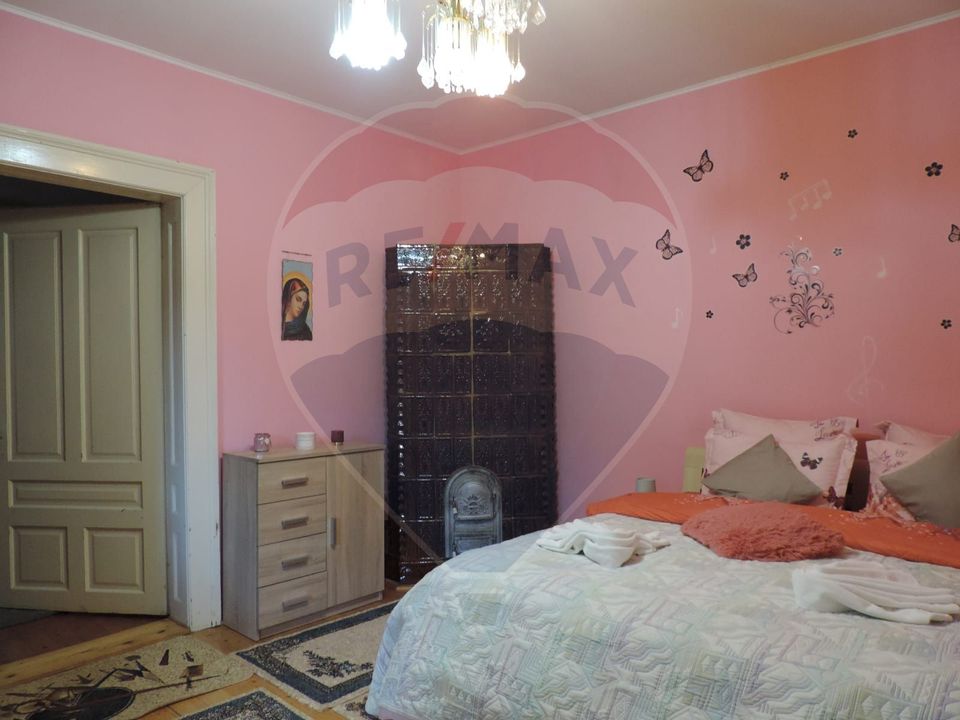 8 room House / Villa for sale, Central area