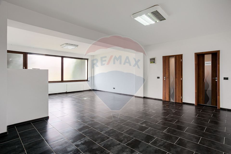 Spațiu comercial de 190 mp de închiriat în zona Subcetate