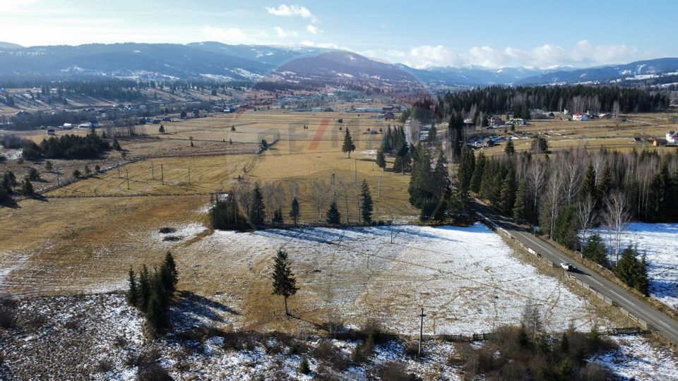 Teren  intravilan 9,086 mp  PARCELABIL Neagra Sarului/Bucovina