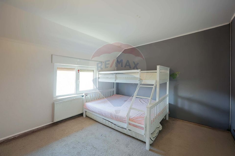 De vânzare casă în zona Nufarul