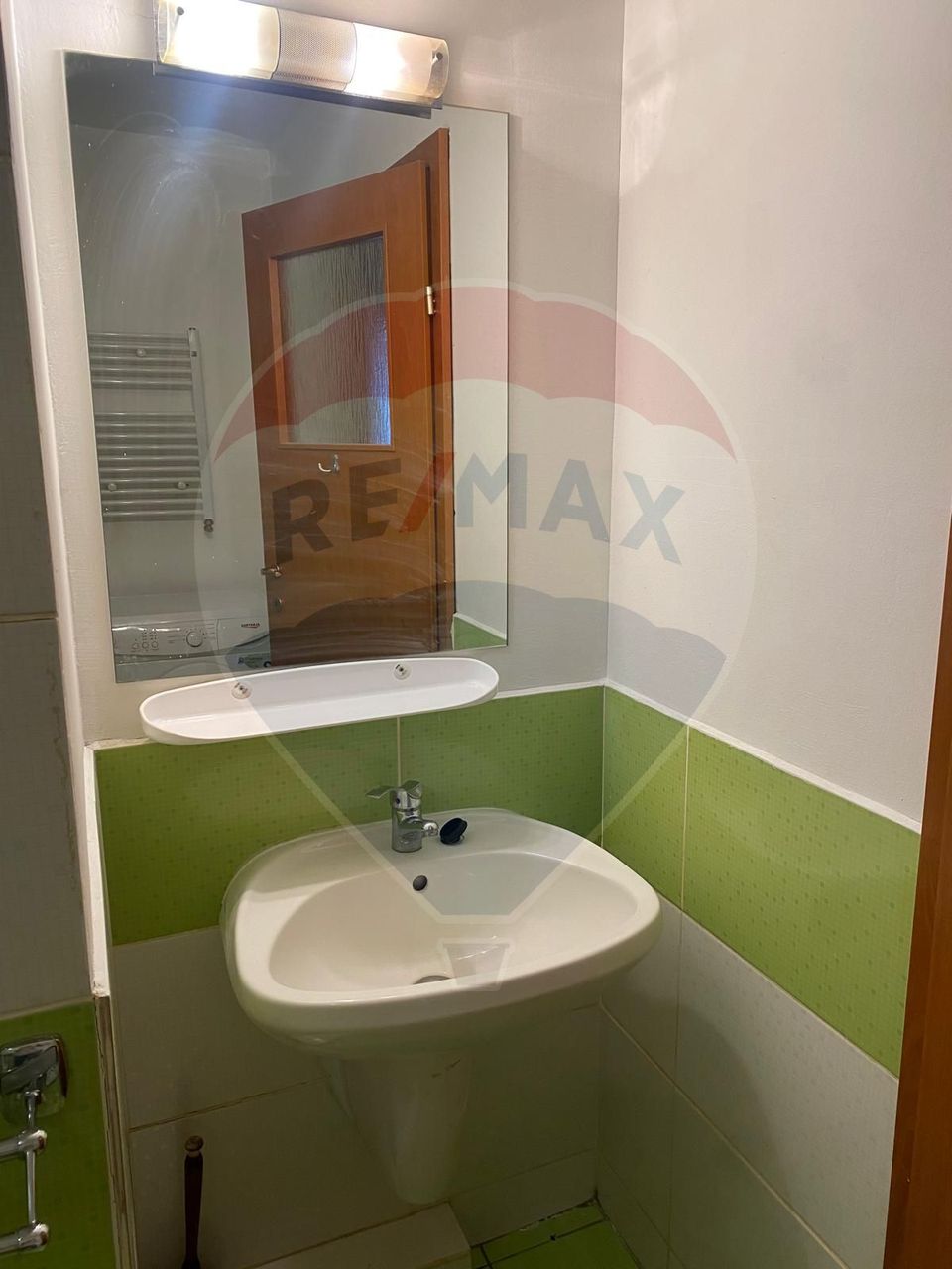 Apartament de inchiriat 3 camere, Aleea Streiu
