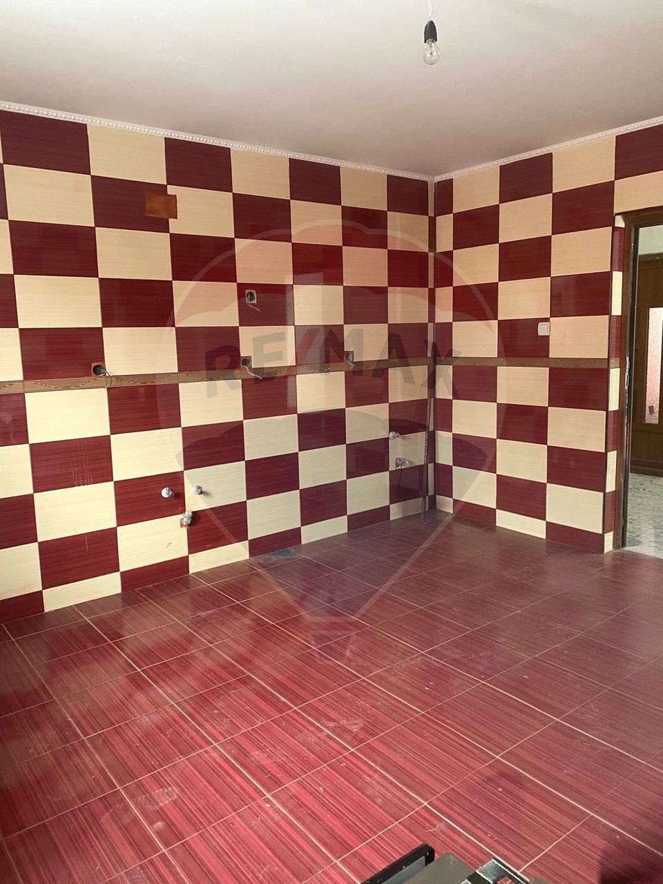 Casă cu 4 camere de vânzare - Beiu, Teleorman