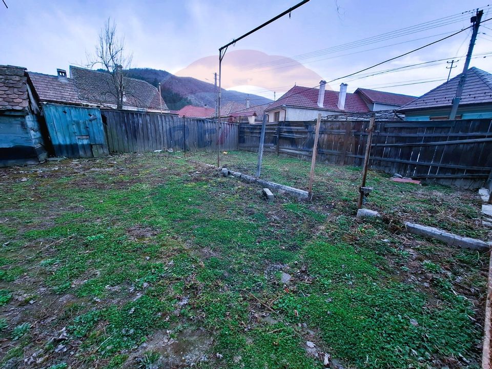 Casă de vanzare in Gura Raului