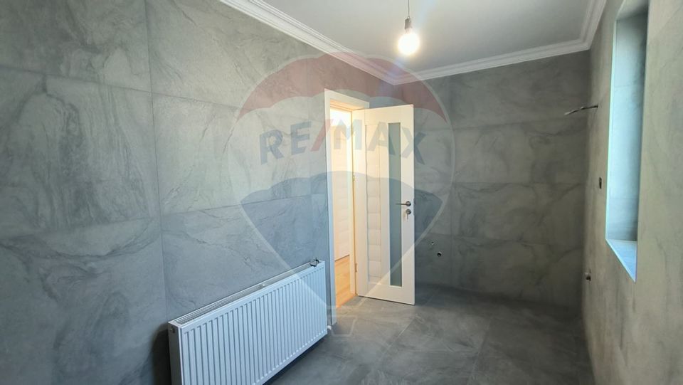 4 room House / Villa for sale, Port area