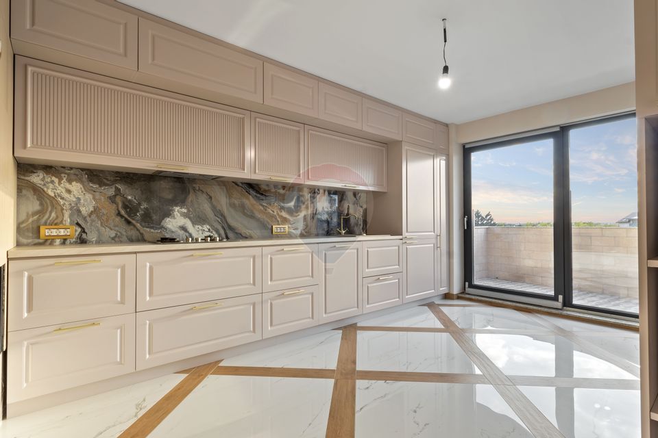 Penthouse unic pe două niveluri - saună și bucătărie exterioară